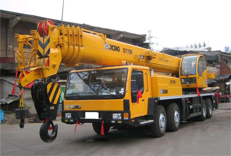 阿克塞吊车出租选择重点